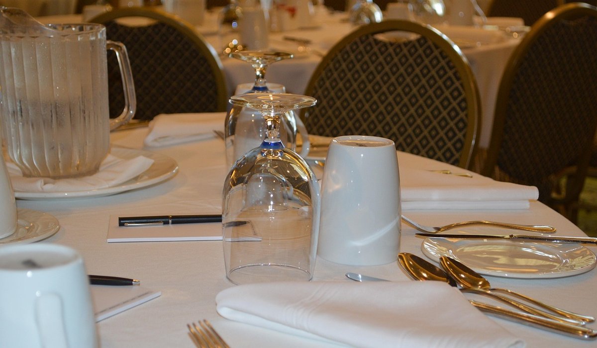 Managing a Wedding Budget Without Losing the Magic